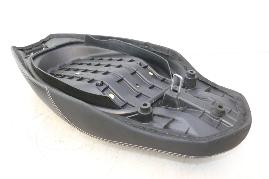 photo de SEAT JM MOTORS R-MAX TECH 50 (2024 - 2026) - Component detail