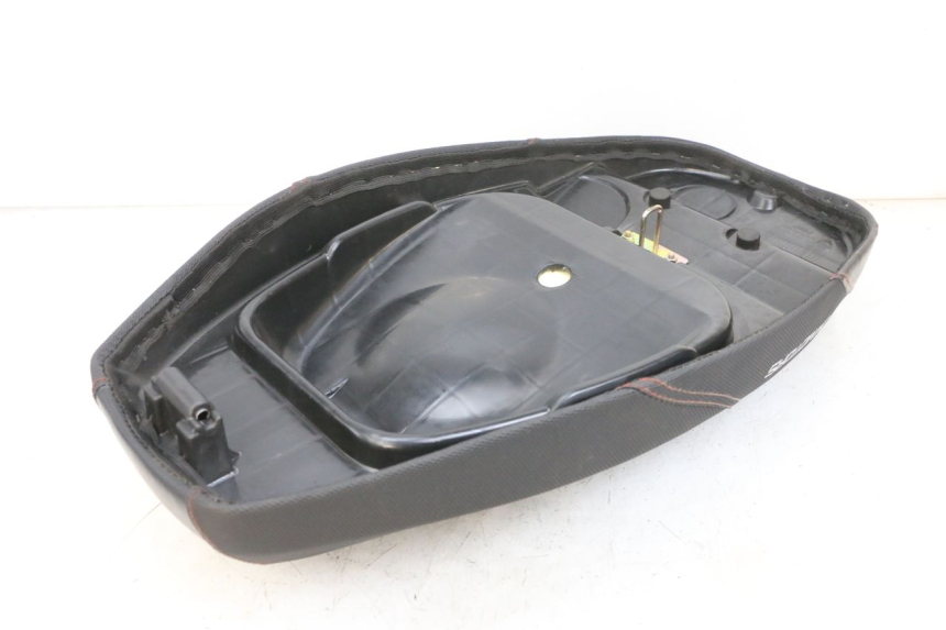 photo de SEAT JM MOTORS SANTANA EVO 50 (2024 - 2026) - Component detail