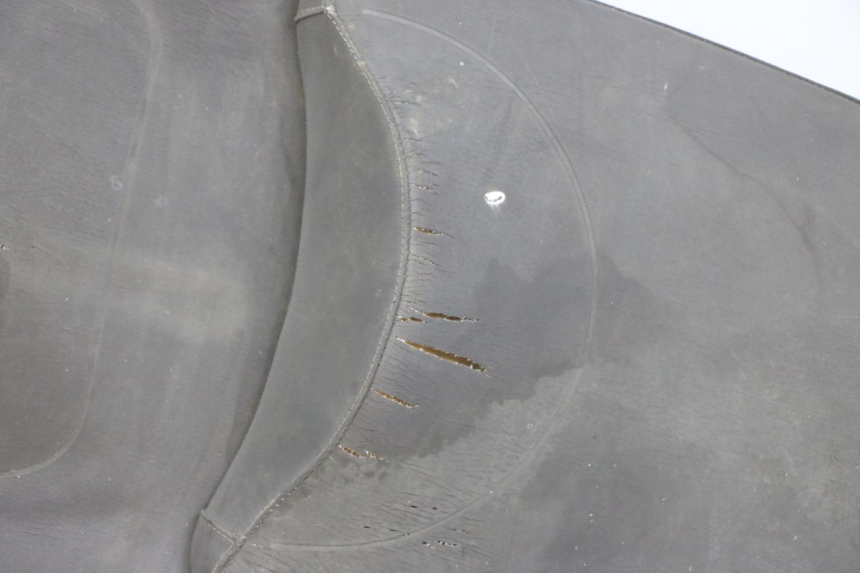 photo de SEAT APRILIA SCARABEO GT 125 (1999 - 2007) - Detailed visual inspection