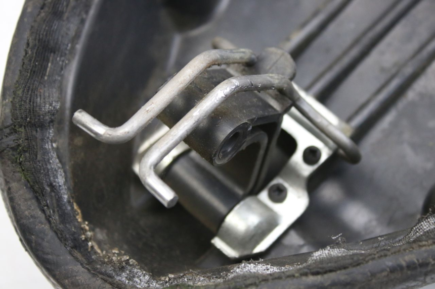 photo de SEAT APRILIA SCARABEO 100 (2003 - 2012) - Zoom on usage condition