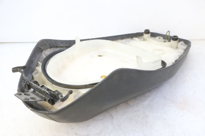 photo de SEAT HONDA SCV LEAD 100 (2003 - 2007) - Technical close-up