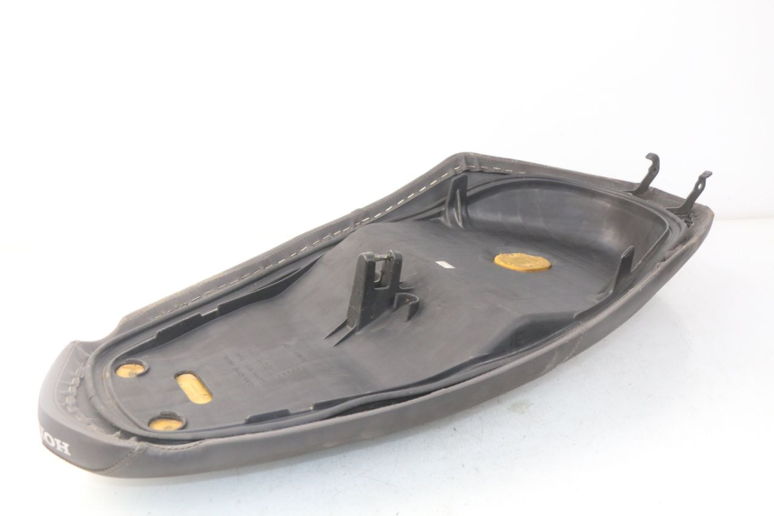 photo de SEAT HONDA SES DYLAN 125 (2002 - 2006) - Checked used part