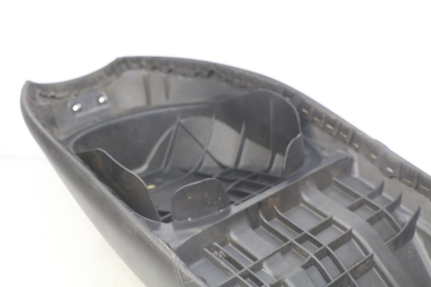 photo de SEAT SUZUKI SIXTEEN 125 (2008 - 2010) - Fixing points details