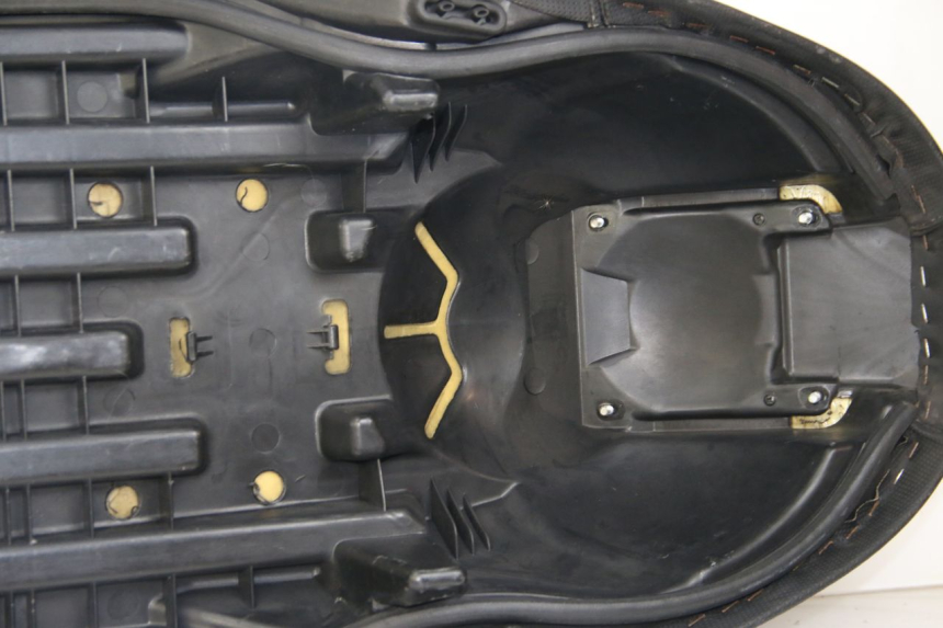 photo de SEAT MBK SKYCRUISER 125 (2006 - 2009) - Fixing points details