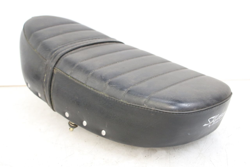 photo de SEAT SKYTEAM SKYMAX PRO 125 (2012 - 2016) - Alternative perspective