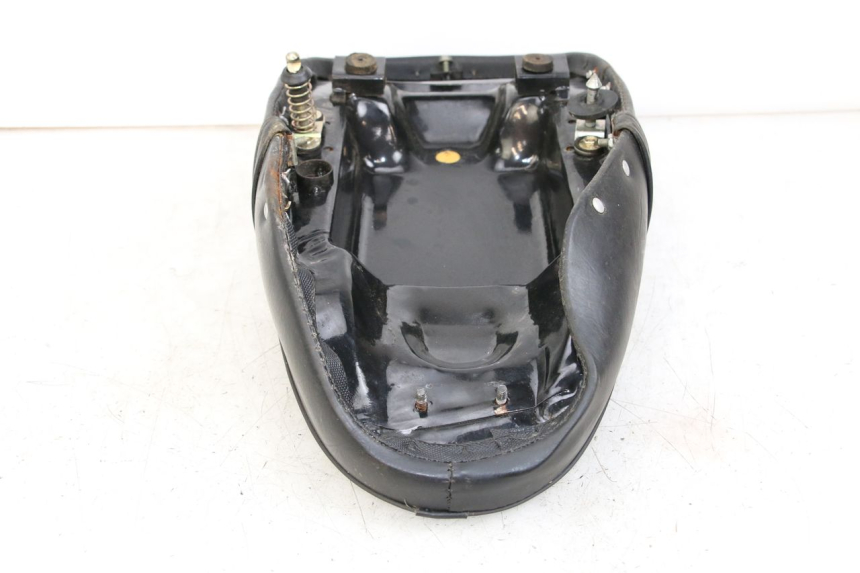 photo de SEAT SKYTEAM SKYMAX PRO 125 (2012 - 2016) - Fixing points details