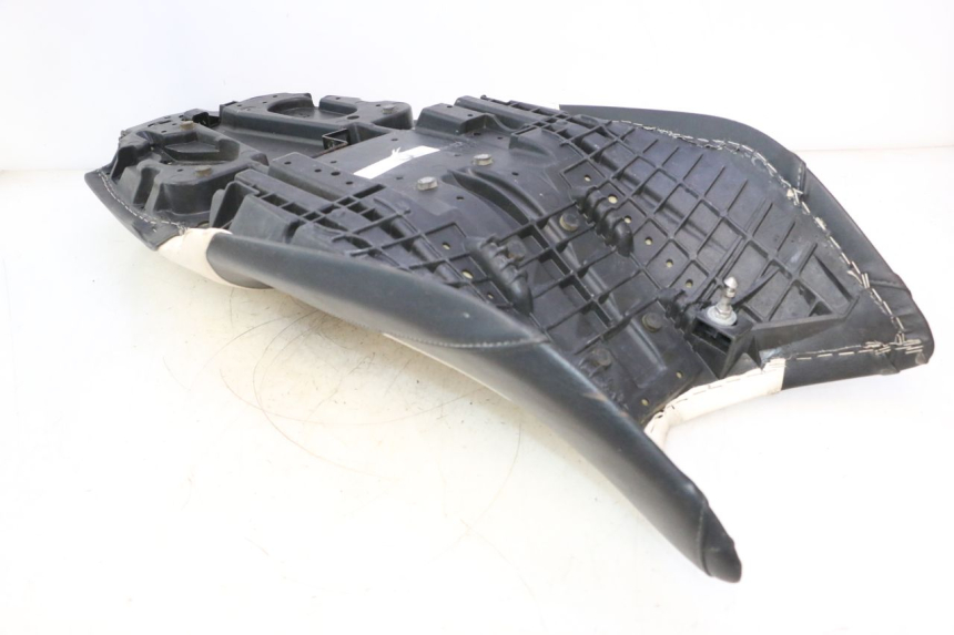 photo de SEAT CAN-AM SPYDER RS 1000 (2008 - 2012) - Alternative perspective