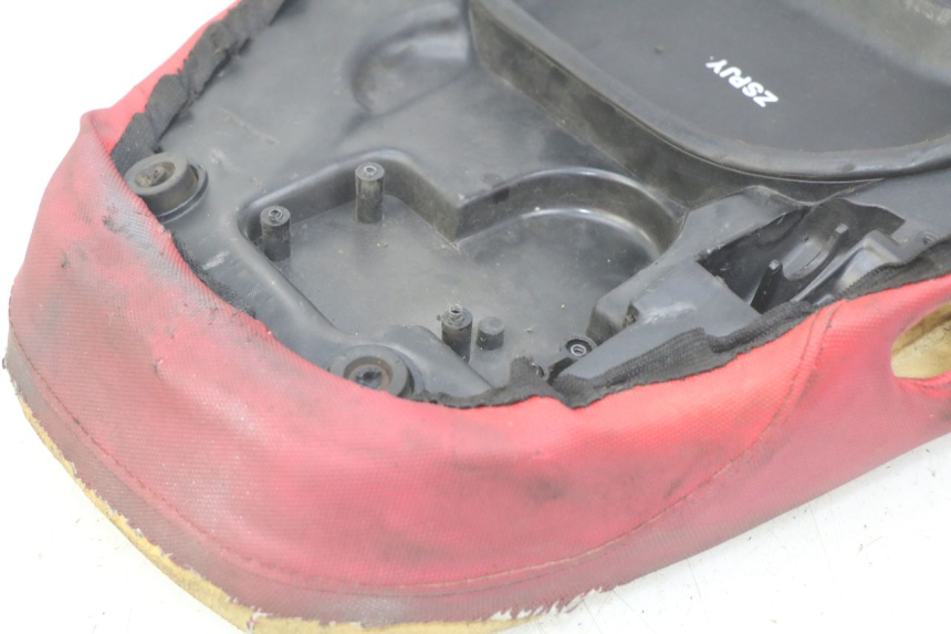 photo de SEAT APRILIA SR 2T 50 (2012 - 2017) - Surface and material condition