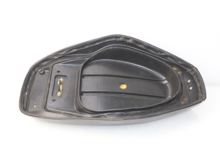 photo de SEAT JM MOTORS SUNNY 50 (2017 - 2020) - Fixing points details