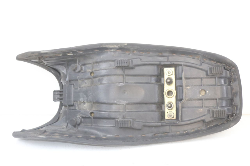 photo de SEAT SUZUKI GS F 500 (2004 - 2007) - Checked used part