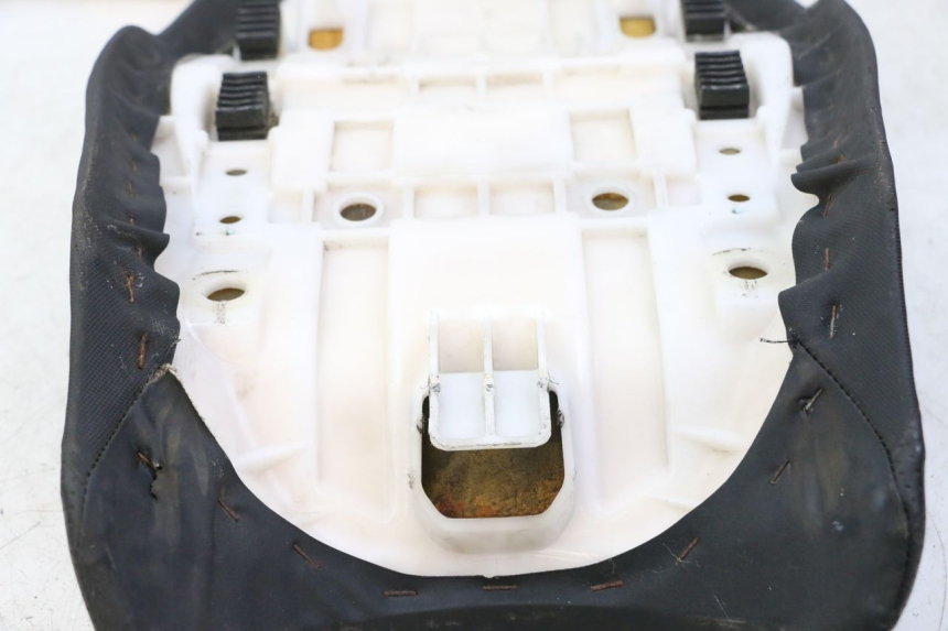 photo de SEAT SUZUKI GSF S BANDIT 600 (2000 - 2004) - Alternative perspective