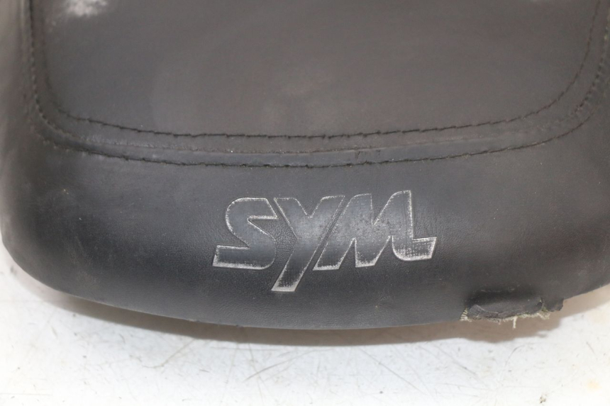 photo de SEAT SYM ORBIT III 3 4T 50 (2018 - 2021) - Surface and material condition