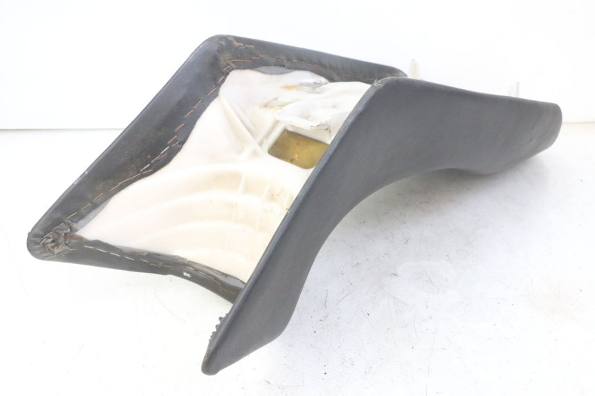 photo de SEAT YAMAHA TDR DELTABOX 125 (1997 - 2003) - Technical close-up