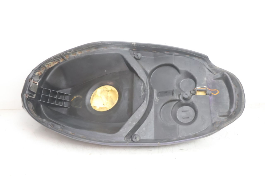 photo de SEAT PEUGEOT TREKKER 50 (1995 - 2004) - Detailed visual inspection