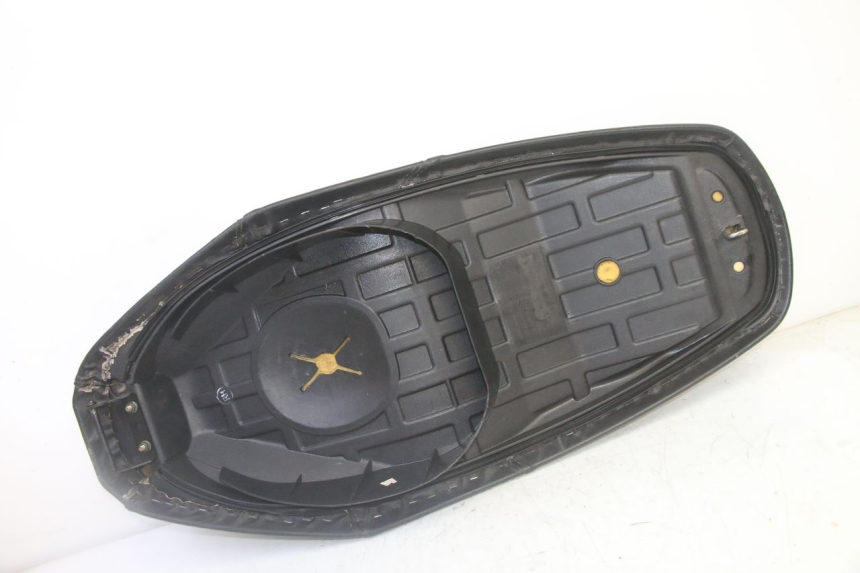 photo de SEAT PEUGEOT TWEET 4T 50 (2018 - 2022) - Fixing points details