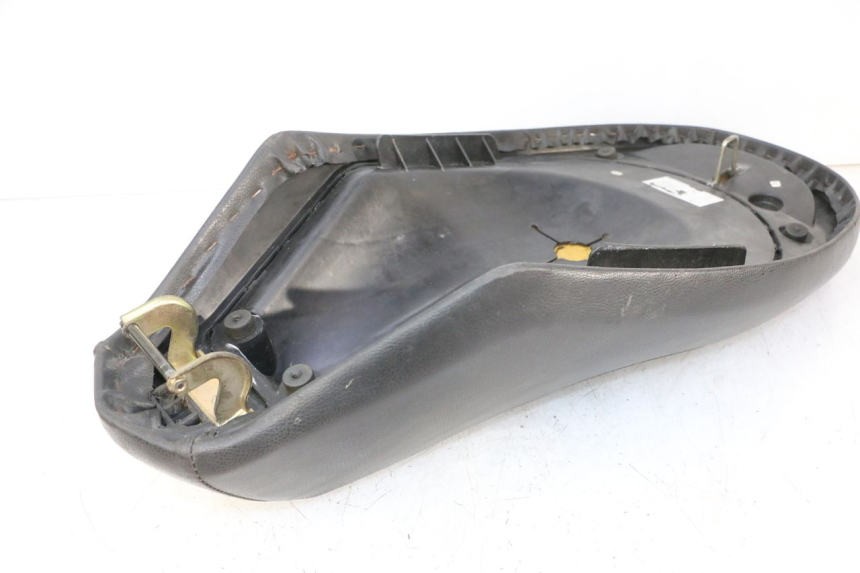 photo de SEAT PEUGEOT VIVACITY NEW 4T 50 (2008 - 2017) - Fixing points details