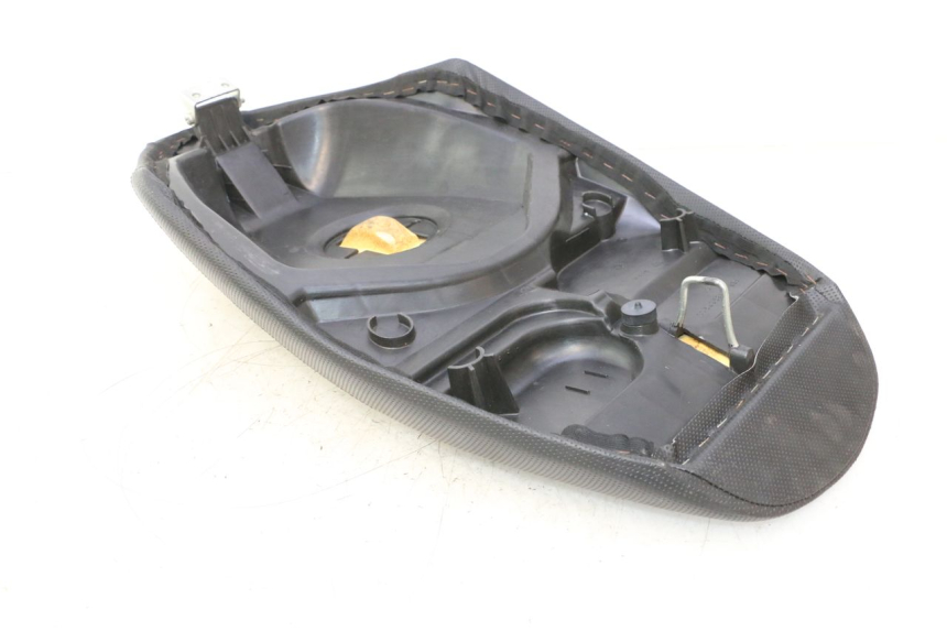 photo de SEAT PEUGEOT VIVACITY 50 (1998 - 2003) - Fixing points details