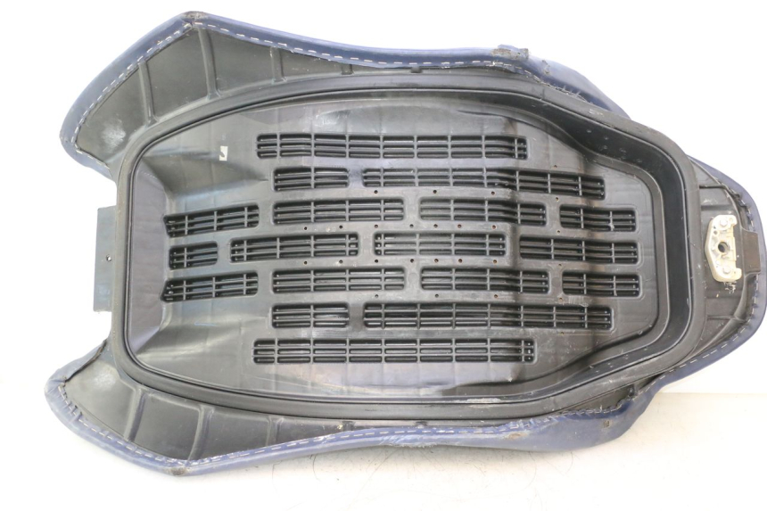 photo de SEAT YAMAHA WAVE RUNNER GP R 1200 (2000 - 2003) - Component detail