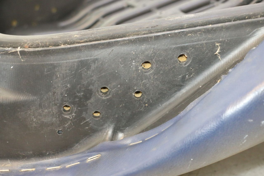 photo de SEAT YAMAHA WAVE RUNNER GP R 1200 (2000 - 2003) - Fixing points details