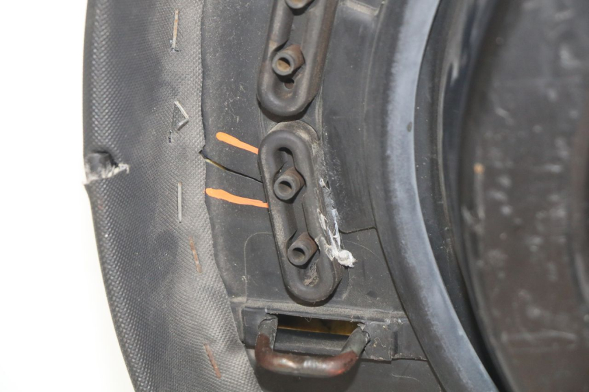 photo de SEAT YAMAHA X-MAX XMAX 250 (2006 - 2009) - Distinctive features