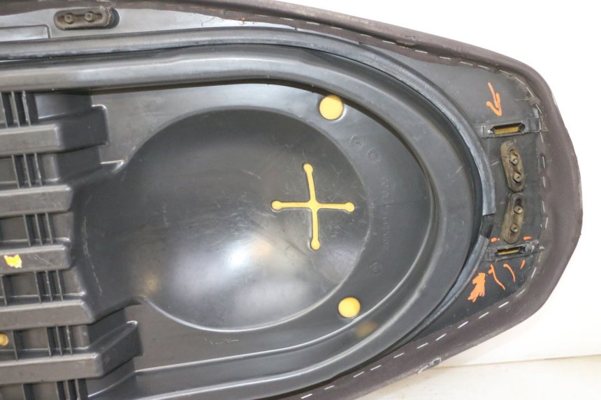 photo de SEAT YAMAHA X-MAX XMAX 250 (2006 - 2009) - Focus on structure