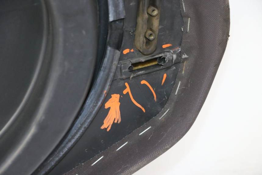 photo de SEAT YAMAHA X-MAX XMAX 250 (2006 - 2009) - Alternative angle