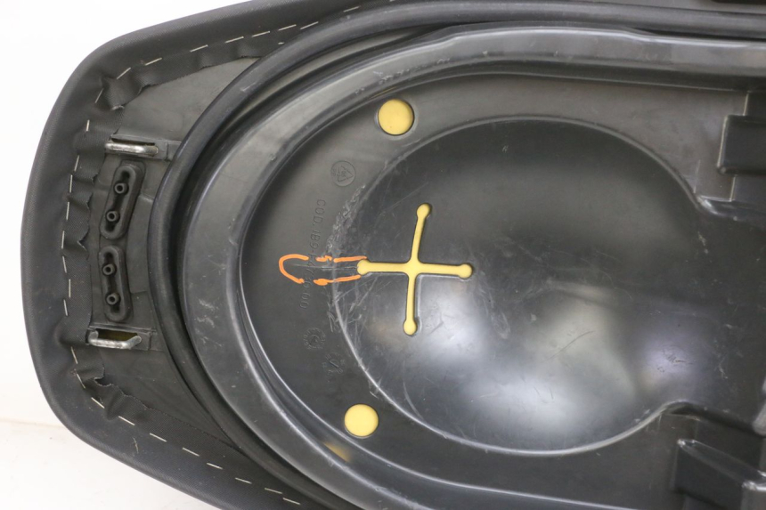 photo de SEAT YAMAHA XMAX X-MAX 125 (2006 - 2009) - Supplementary product photo