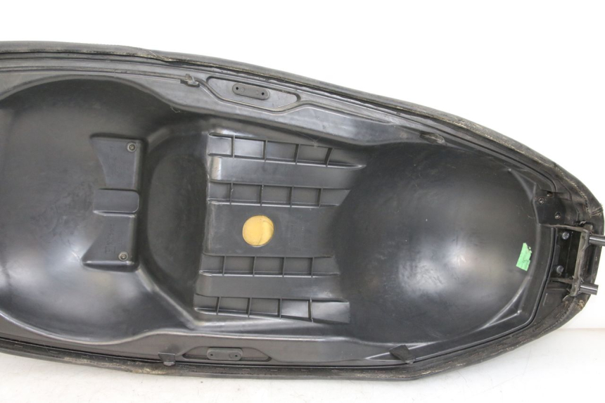 photo de SEAT PIAGGIO X10 125 (2012 - 2017) - Distinctive features