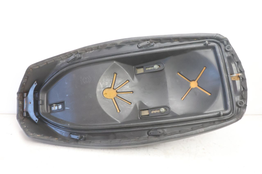 photo de SEAT PIAGGIO X9 AMALFI 180 (2000 - 2003) - Additional view of the item