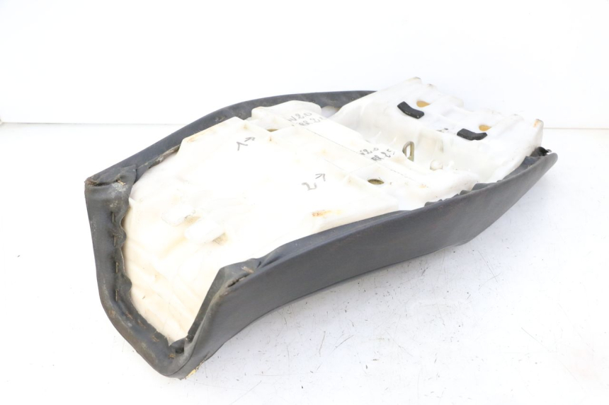 photo de SEAT YAMAHA XJN DIVERSION 600 (2000 - 2003) - Component detail