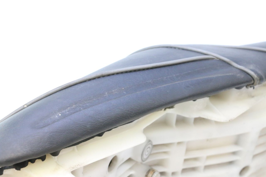 photo de SEAT YAMAHA XJR 1300 (1998 - 2002) - Distinctive features