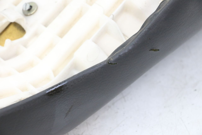 photo de SEAT YAMAHA FZS FAZER 600 (2001 - 2003) - Technical close-up