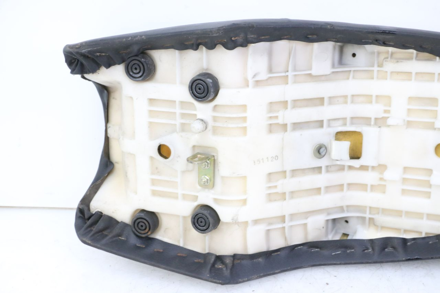 photo de SEAT YAMAHA FZS FAZER 600 (2001 - 2003) - Checked used part