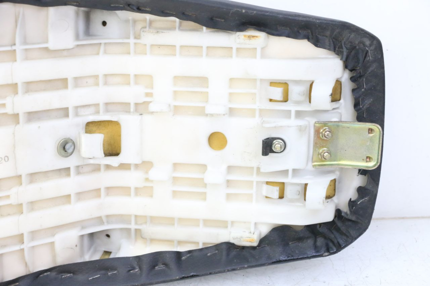 photo de SEAT YAMAHA FZS FAZER 600 (2001 - 2003) - Markings and original references