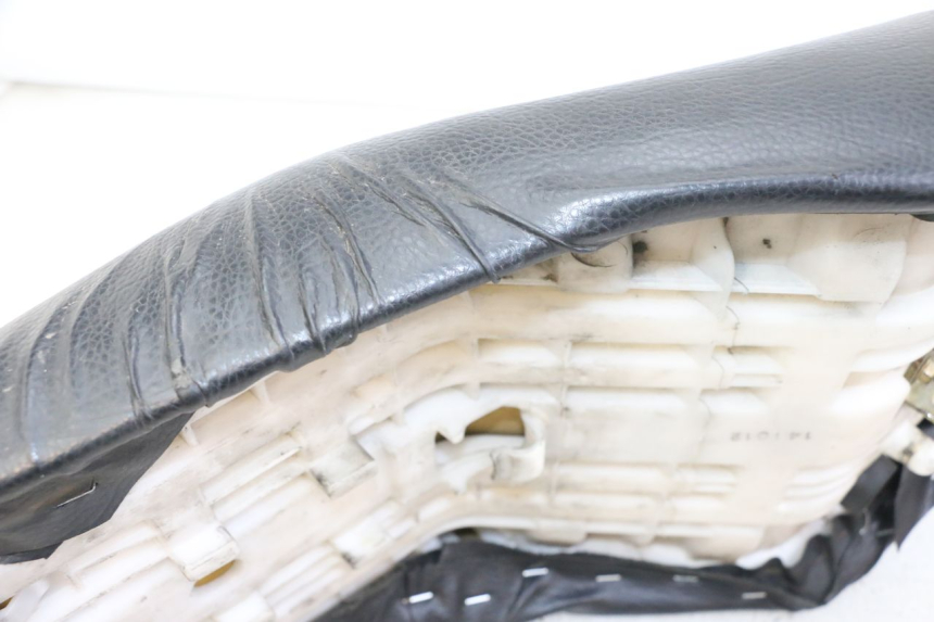 photo de SEAT YAMAHA FZS FAZER 600 (2001 - 2003) - Alternative perspective