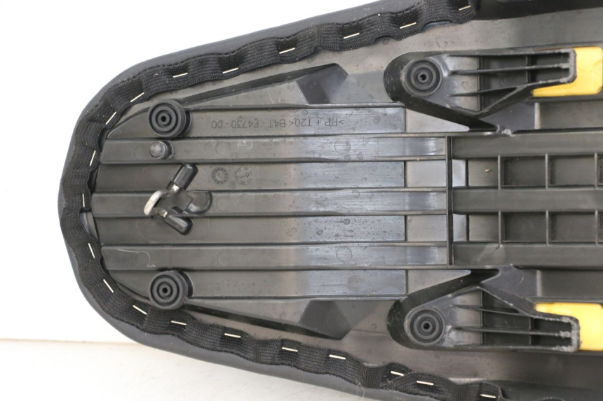 photo de SEAT YAMAHA TRACER 7 700 (2020 - 2024) - Checked used part