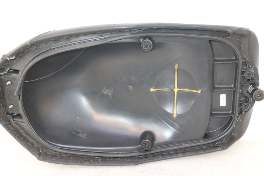 photo de SEAT YAMAHA YP MAJESTY 125 (2007 - 2010) - Main view