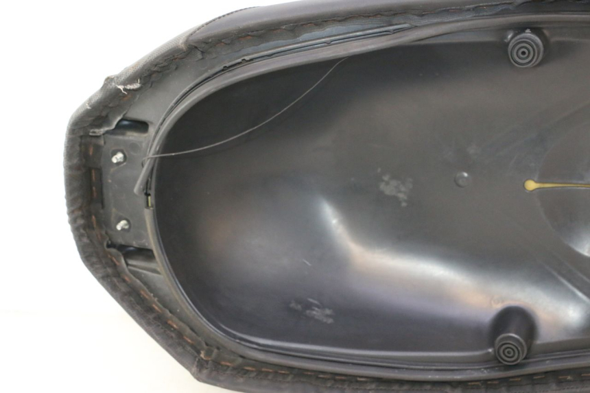 photo de SEAT YAMAHA YP MAJESTY 125 (2007 - 2010) - Component detail