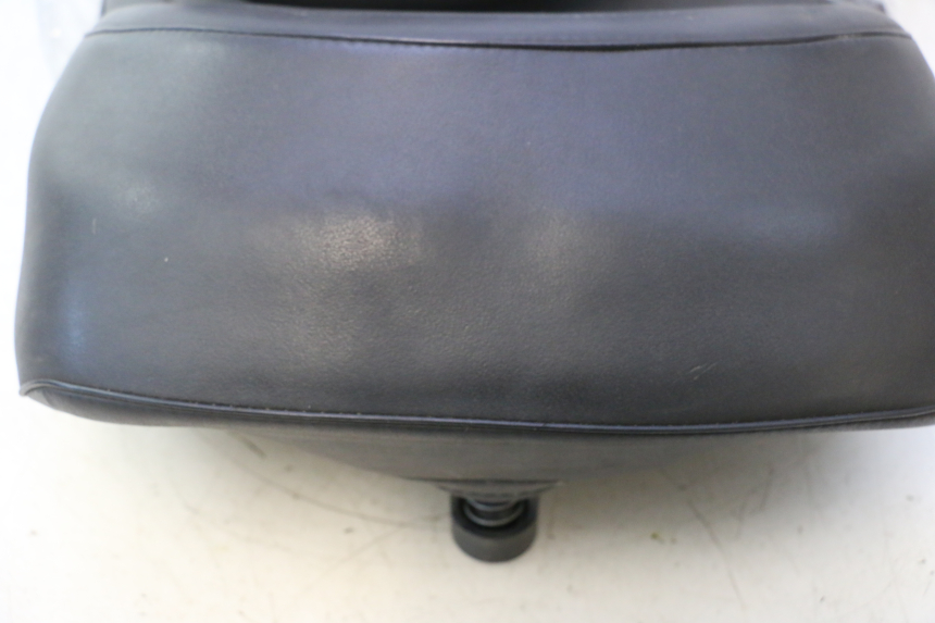 photo de SEAT YAMAHA YP MAJESTY 125 (2007 - 2010) - Technical close-up