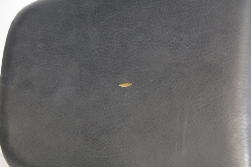 photo de SEAT YAMAHA YZF R THUNDERCAT 600 (1996 - 2003) - High-resolution close-up