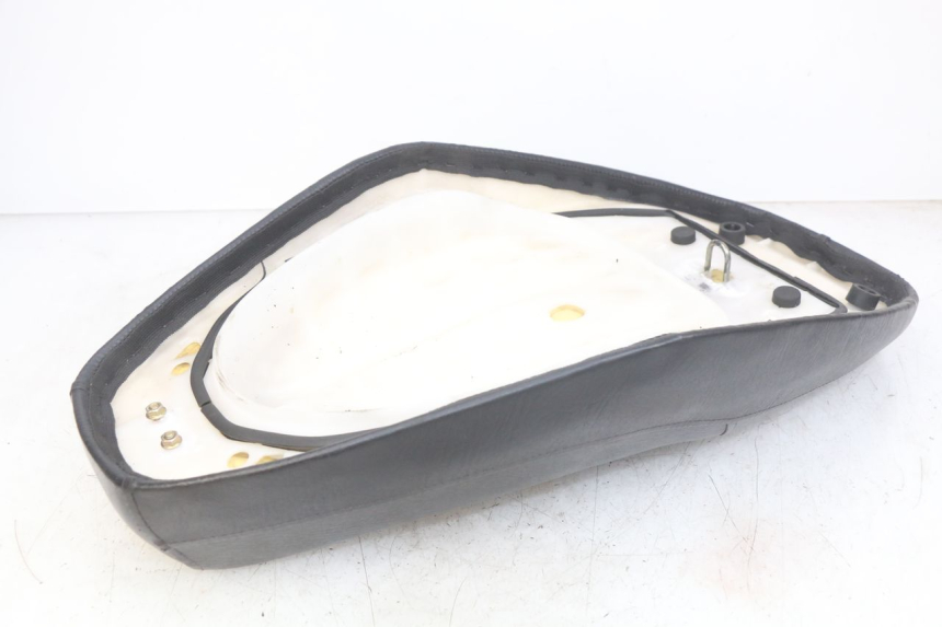 photo de SEAT UNIVERSAL BIKE ZN50QT-11B 50 (2018 - 2021) - Alternative perspective