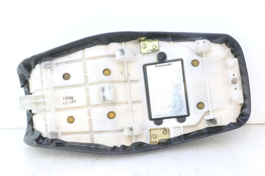 photo de SEAT KAWASAKI ZZR 600 (1995 - 2004) - Additional view of the item
