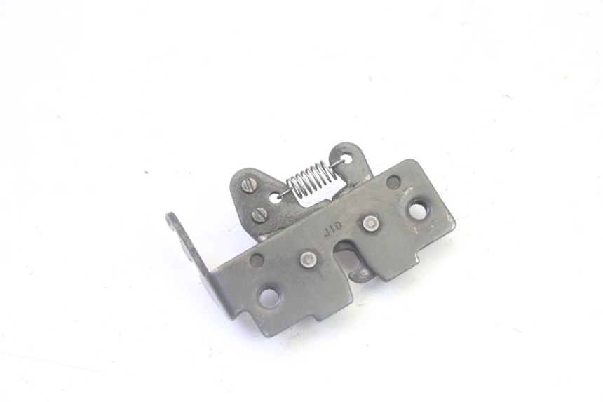 photo de SEAT LOCK PIAGGIO MP3 LT 300 (2010 - 2016) - Zoom on usage condition