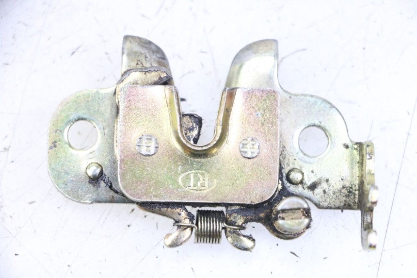 photo de SEAT LOCK PEUGEOT KISBEE 2T 50 (2010 - 2017) - Main view