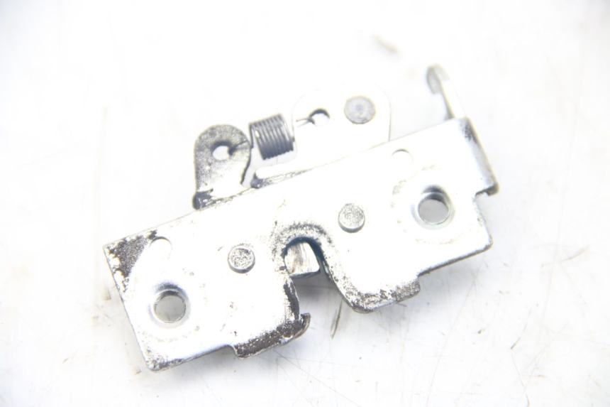 photo de SEAT LOCK YAMAHA XMAX X-MAX 125 (2006 - 2009) - Component detail