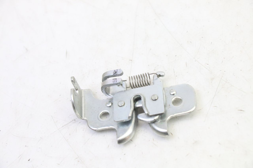 photo de SEAT LOCK SET YAMAHA XMAX X-MAX 125 (2021 - 2025) - Main view