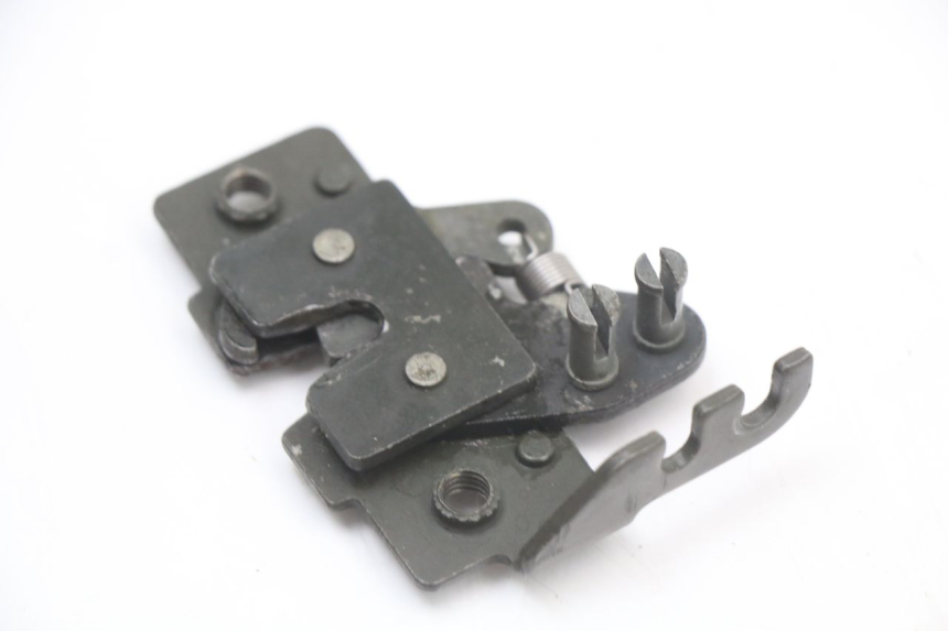 photo de SEAT LOCK SET PIAGGIO X10 125 (2012 - 2017) - Alternative perspective