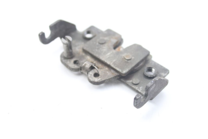 photo de SEAT LOCK PIAGGIO X9 EVOLUTION 500 (2003 - 2005) - Component detail