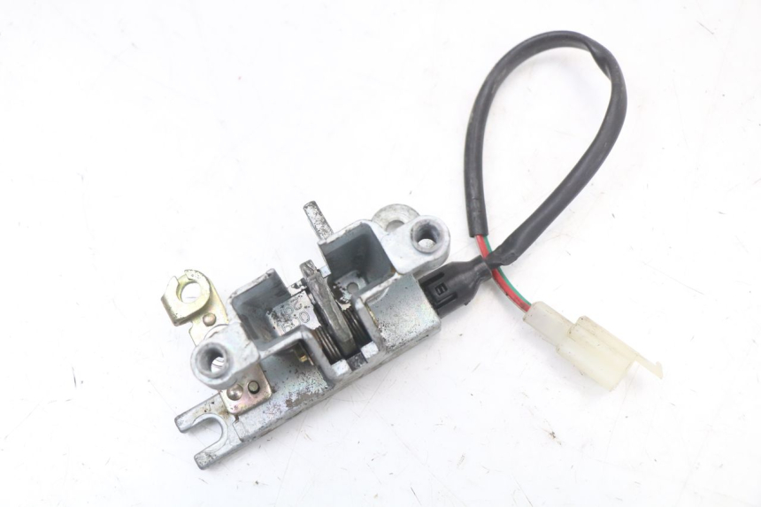 photo de Seat lock KYMCO XCITING 250 (2006 - 2009) - Zoom on usage condition