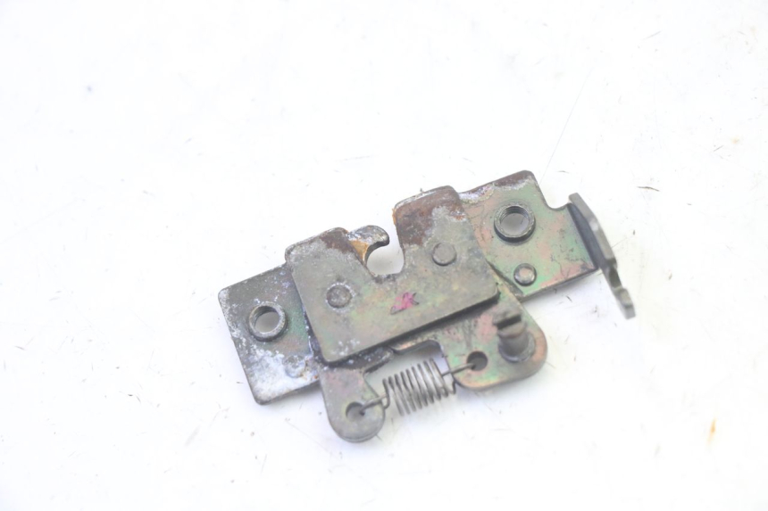 photo de SEAT LOCK SET ADIVA AD3 300 (2014 - 2020) - Zoom on usage condition